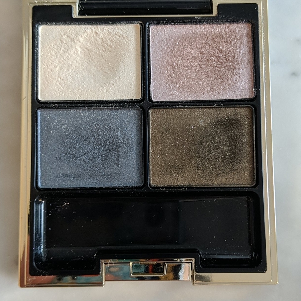 Suqqu designing color eyes/ eyeshadow palette 115